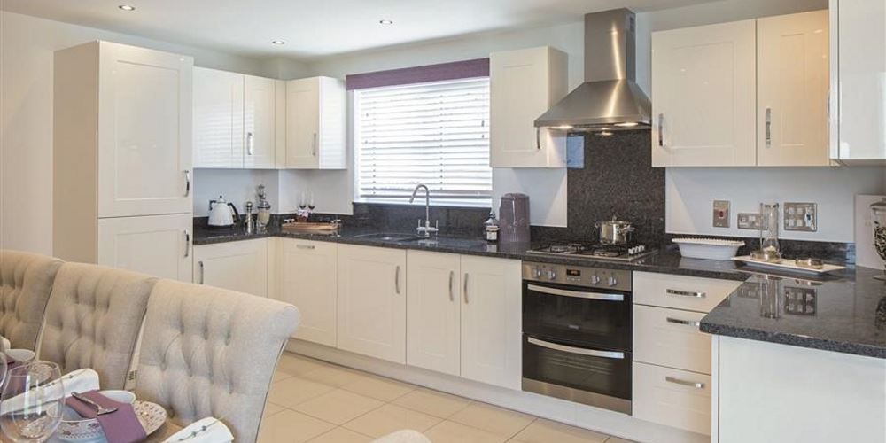 Large splashback and upstands